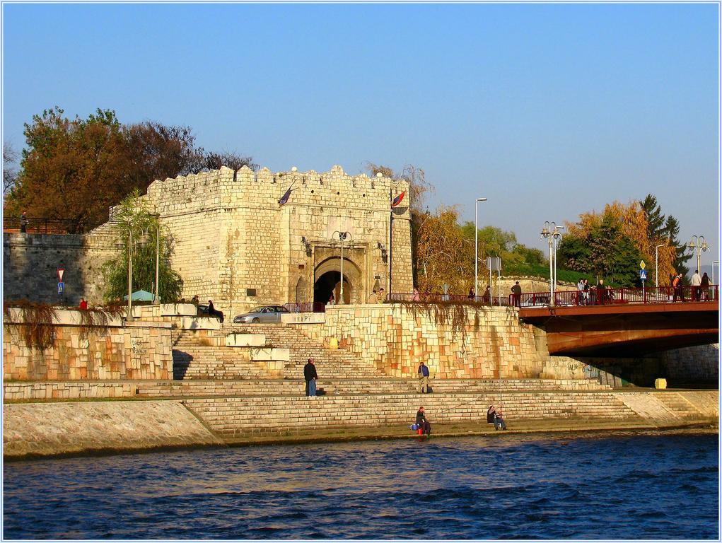 Garni Hotel Rile Men Ni Dış mekan fotoğraf